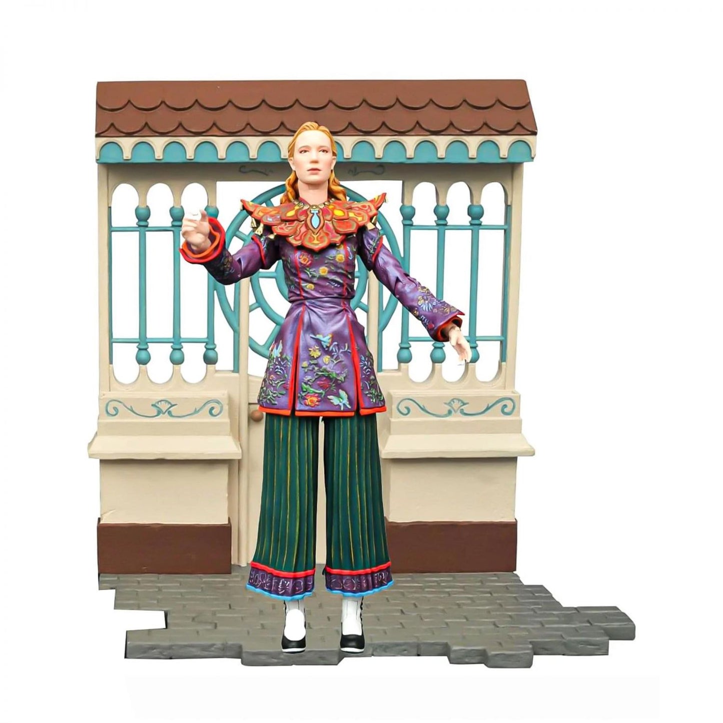 Alice in Wonderland Through the Looking Glass Alice Select Action Figure