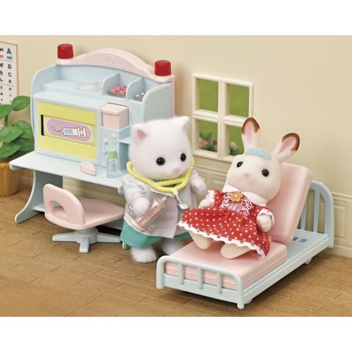 The village doctor's box - Sylvanian Families