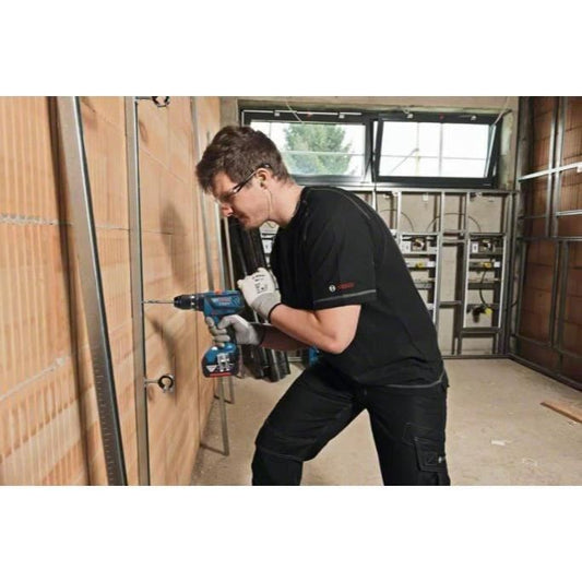 Bosch Professional GSB 18V-28 impact drill-screwdriver + 2 2.0Ah batteries + GAL 18V-20 charger + L-Case - 06019H400B