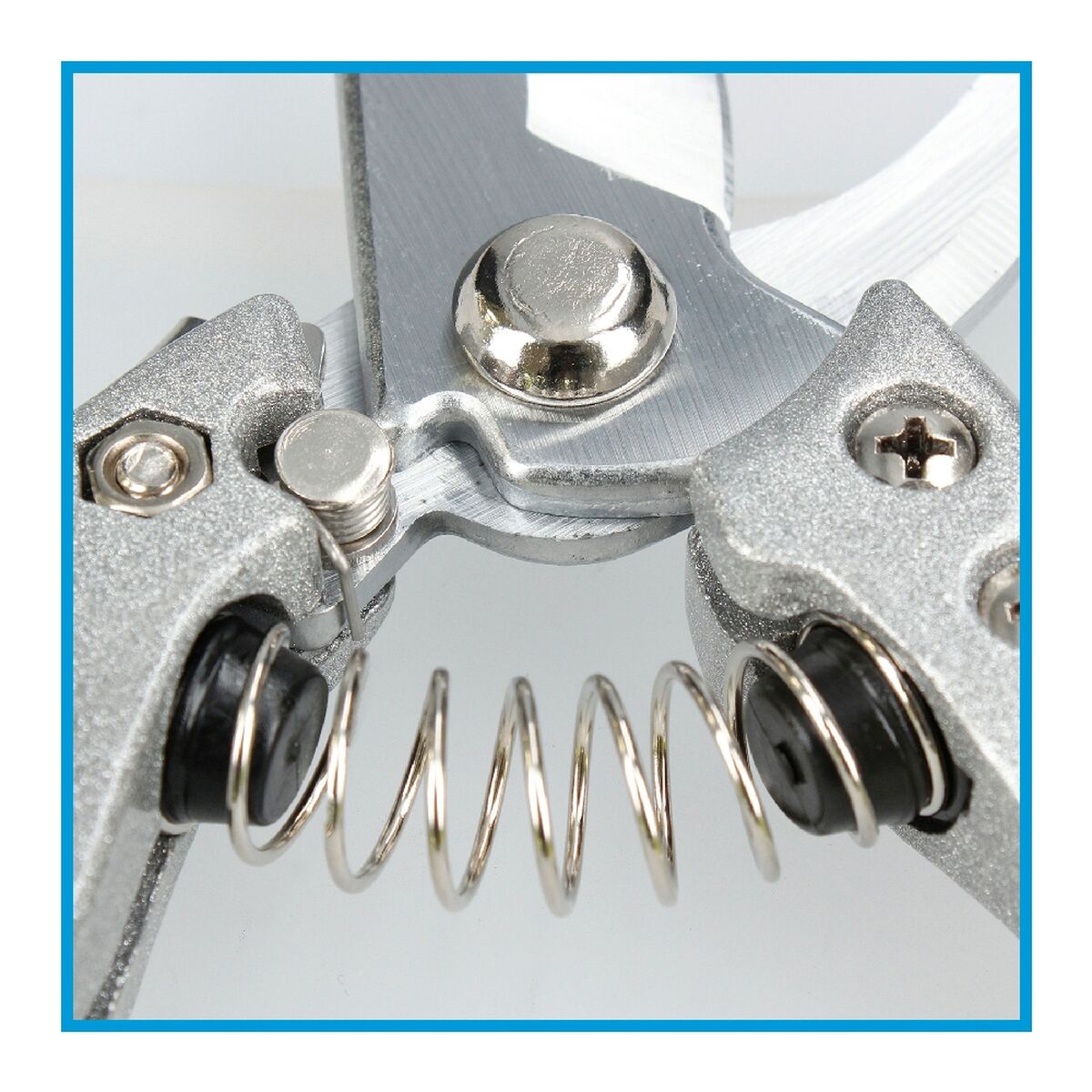 V9HE97F33FB25AA000EE294A16DBBDEC893R3432898P6