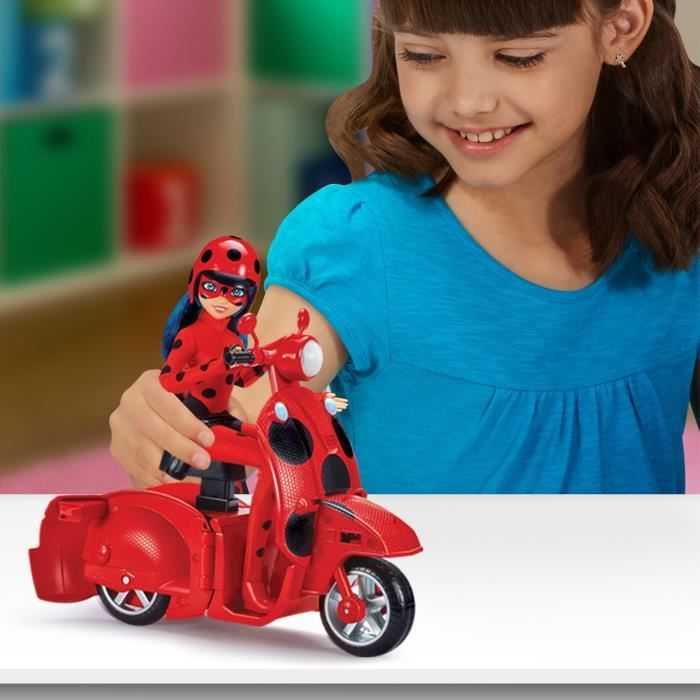 Miraculous Switch'n go scooter + Ladybug Lucky Charm BANDAI articulated doll 26 cm - P50668