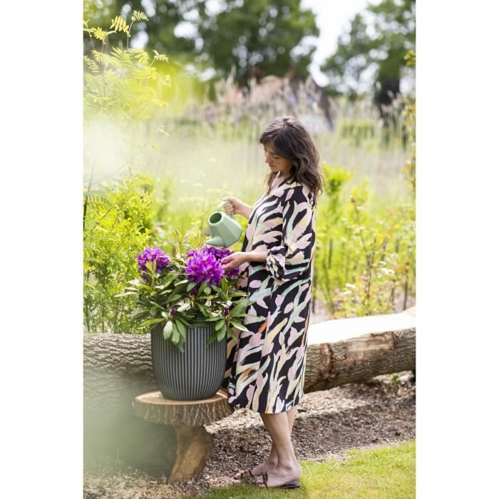 Ball flower pot - CAPI EUROPE - GROOVE NL - 43 x 41 cm - Anthracite