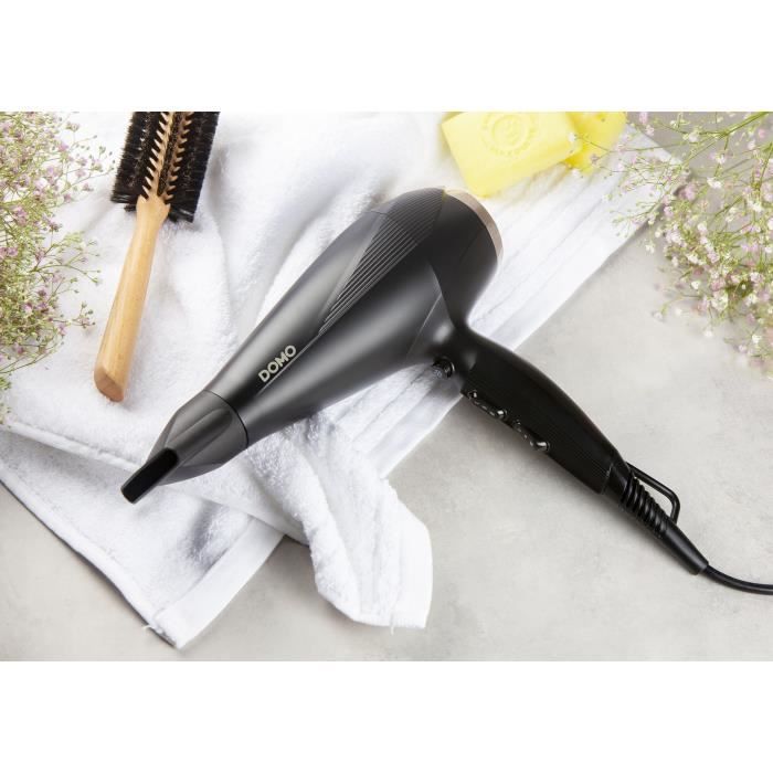 DOMO - DO1092HS - Digital straightener - Ceramic coating - On/Off button - Adjustable temperature from 130° to 230°