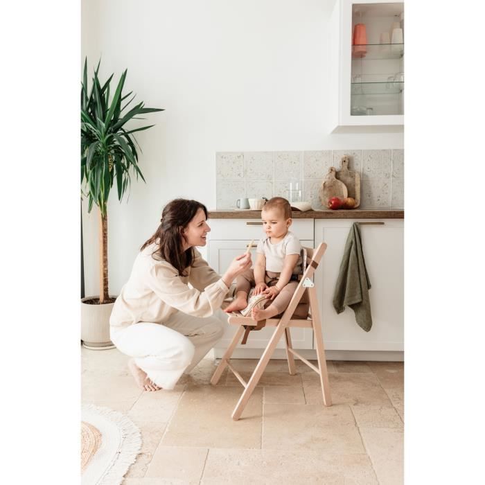 Portable booster seat - TINEO - 30 x 28 x 13 cm - Ultra Compact - Camel / Bears