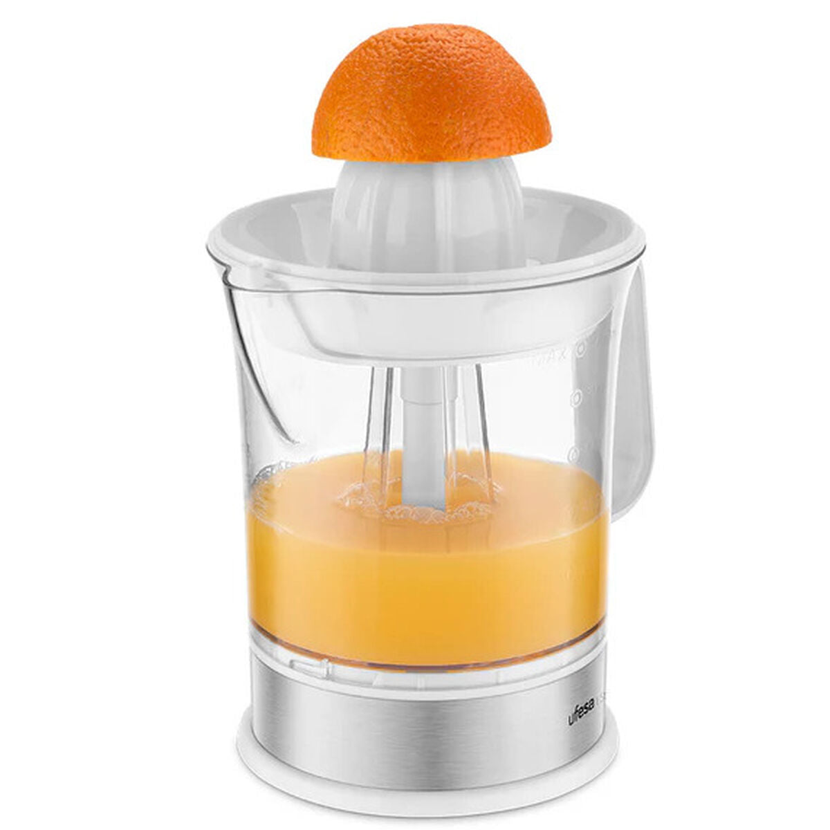 Liquidisers and juicers