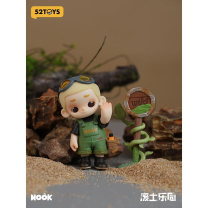 Nook Wasteland Park assorted surprise figure