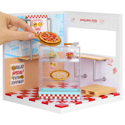 Miniverse Make It Mini Spaces Pizzeria playset