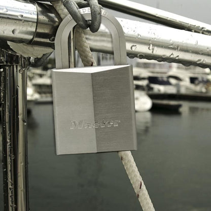 MASTERLOCK Padlock brass nickel 40mm hexagonal handle