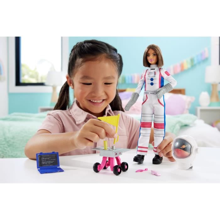 Barbie Astronaut Playset - Mattel - 65th Anniversary - 10 Accessories - Multicolor - Ages 3 and up