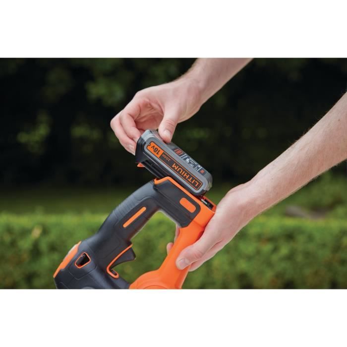 BLACK+DECKER Cordless Hedge Trimmer Lithium 18V Powercommand 2 Ah 50 cm GTC18502PC-QW