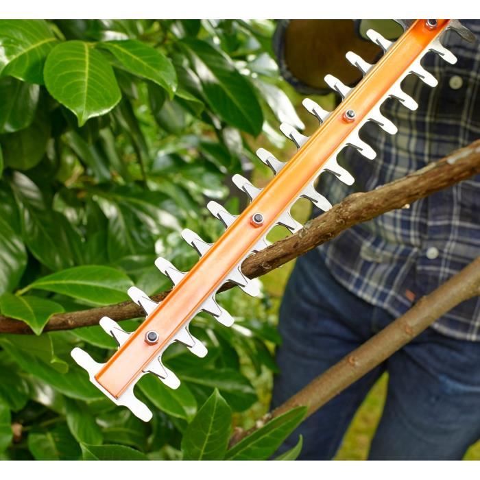 BLACK & DECKER Hedge Trimmers 45cm 420W BEHT201