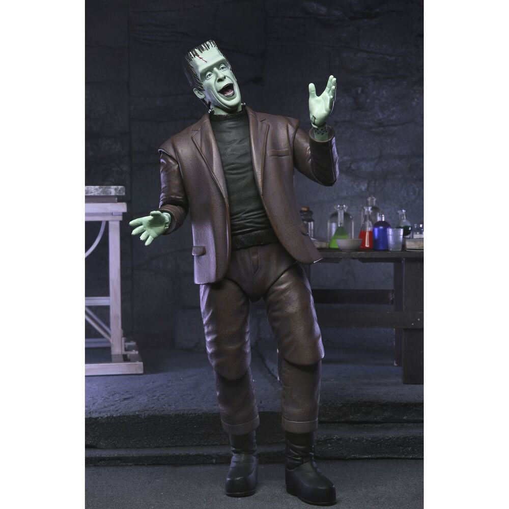 The Munster Herman Munster Ultimate figure 18cm