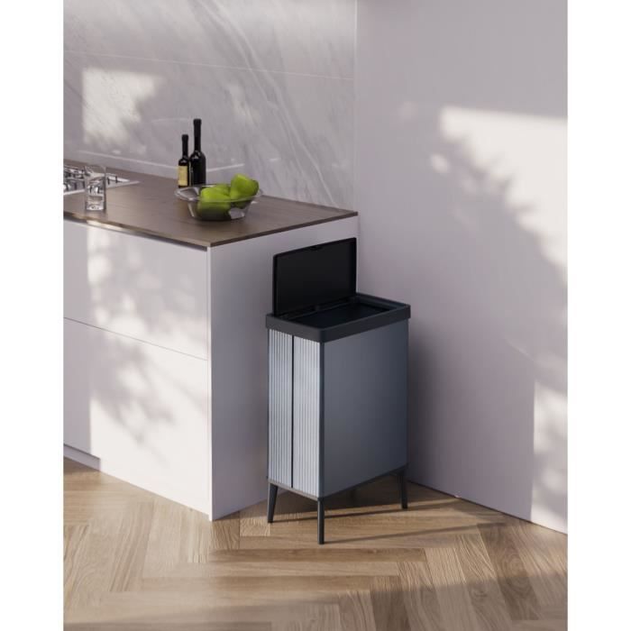 Floor-standing trash can - VERTO - CURVER - Touch opening - 54 L - Pearl blue