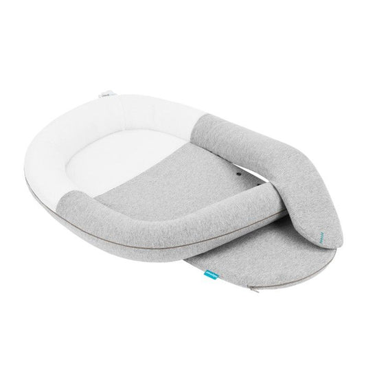 Babymoov CloudNest anti-colic reducer - integrated hot water bottle