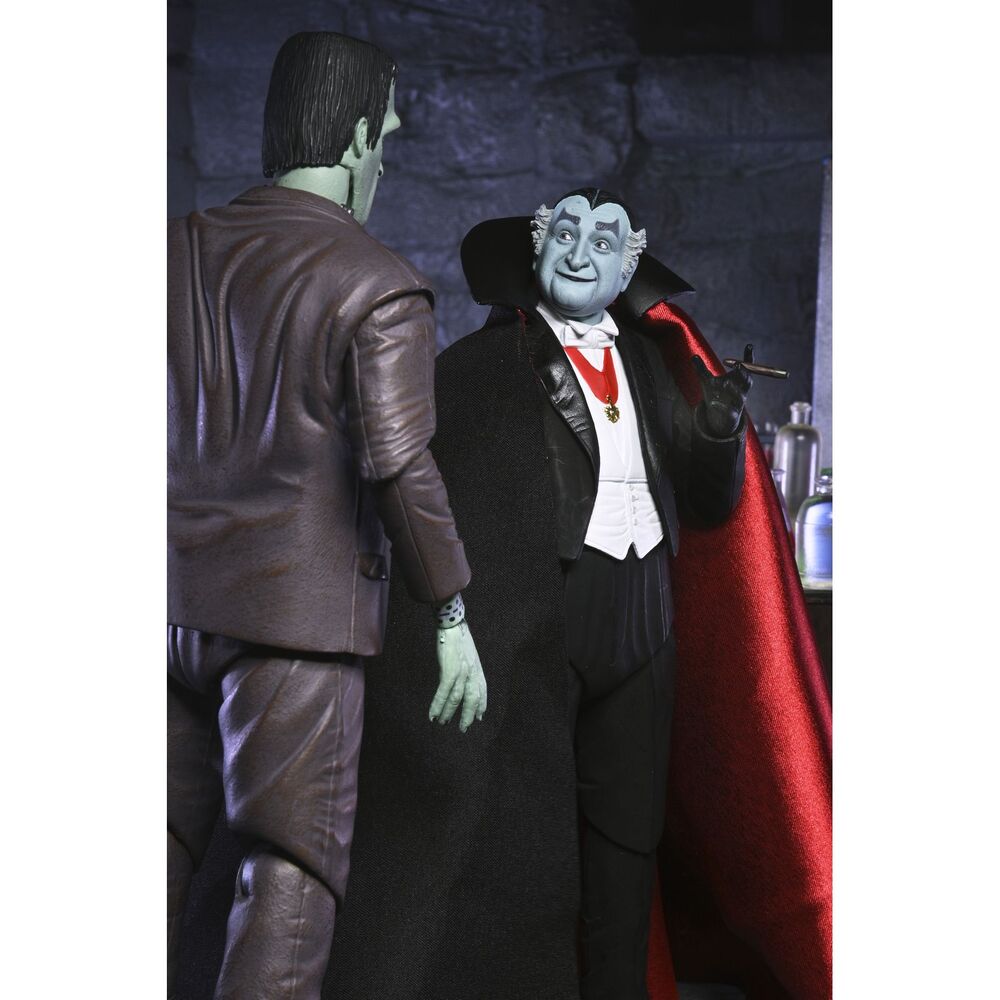 The Munster Grandpa Munster Ultimate figure 18cm