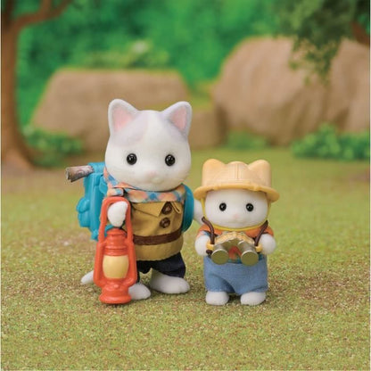 Action Figures - SYLVANIAN FAMILIES - Son and Baby Cat Latte - Secret Forest Adventure