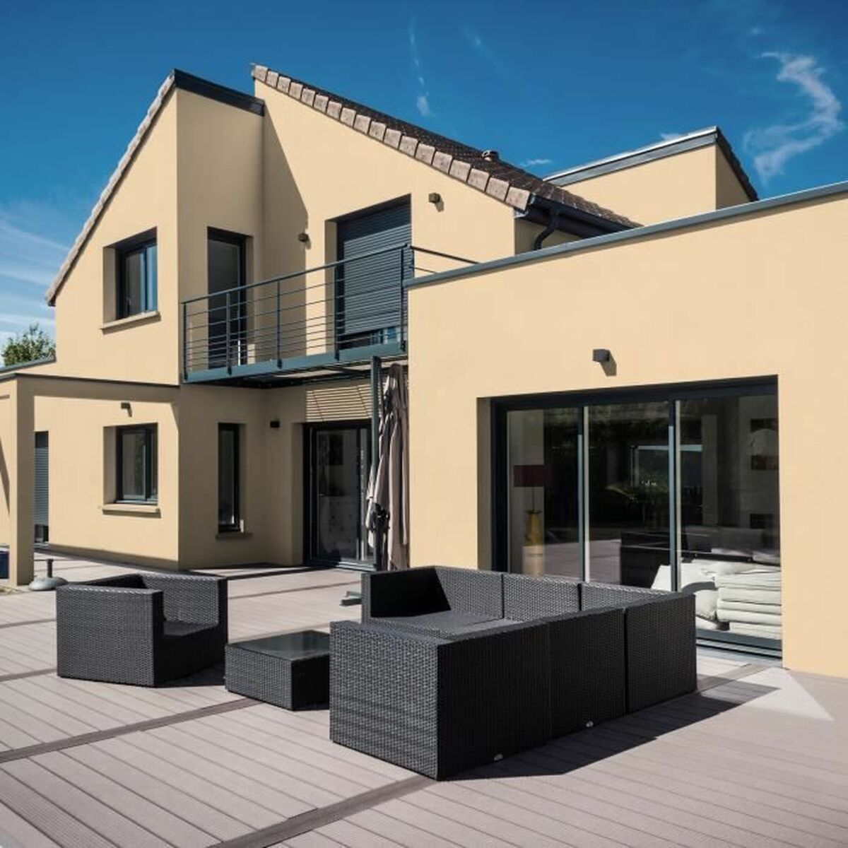 V5H29C0DAABAB0608566D9756D137C73D81R6663285P3