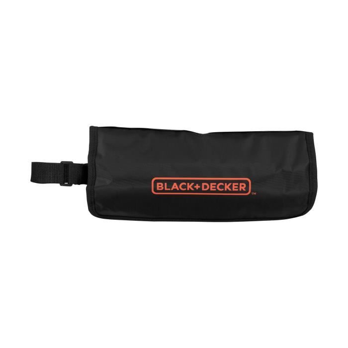 BLACK & DECKER Roll-up bag with 71 car accessories