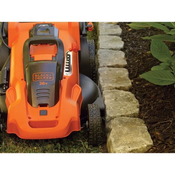 BLACK & DECKER Autosense battery-powered mower 48cm 36V 2x2 Ah
