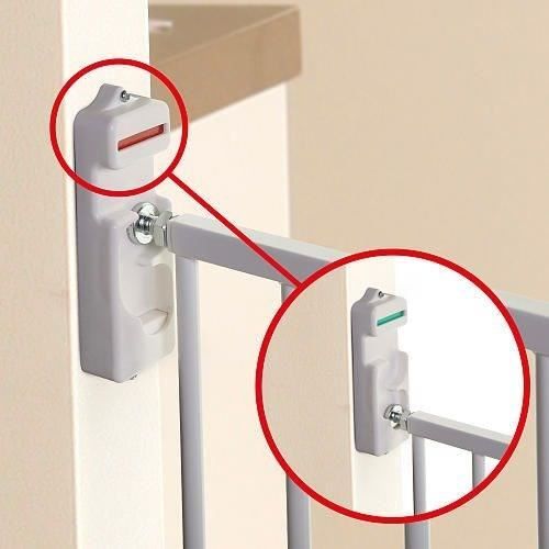 DREAMBABY Safety barrier Extra large BROADWAY Gro Gate - To be screwed - L 76/134,5 x H 76 cm - White