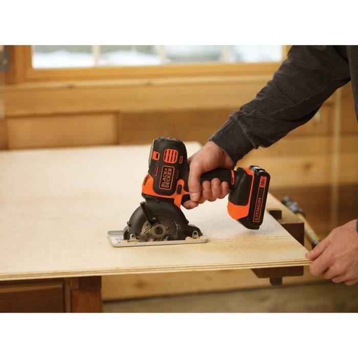 BLACK + DECKER - Cordless MultiEvo Drill-Driver 18V 1,5Ah + Charger - MT218K-QW - Tool with interchangeable head