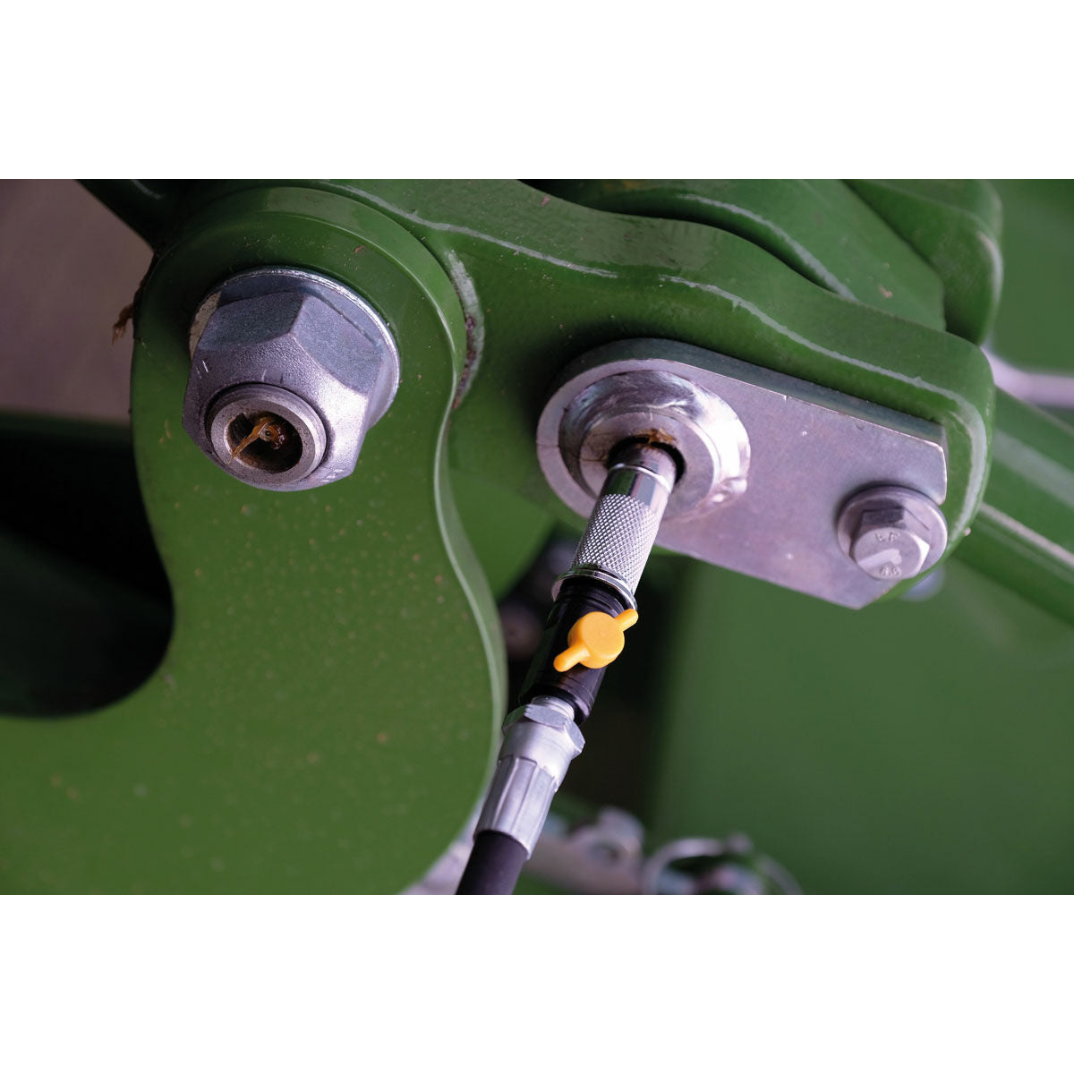 V2HC9CC18DCE2F8FE5BDE114BAE2F48BE12R7058576P3