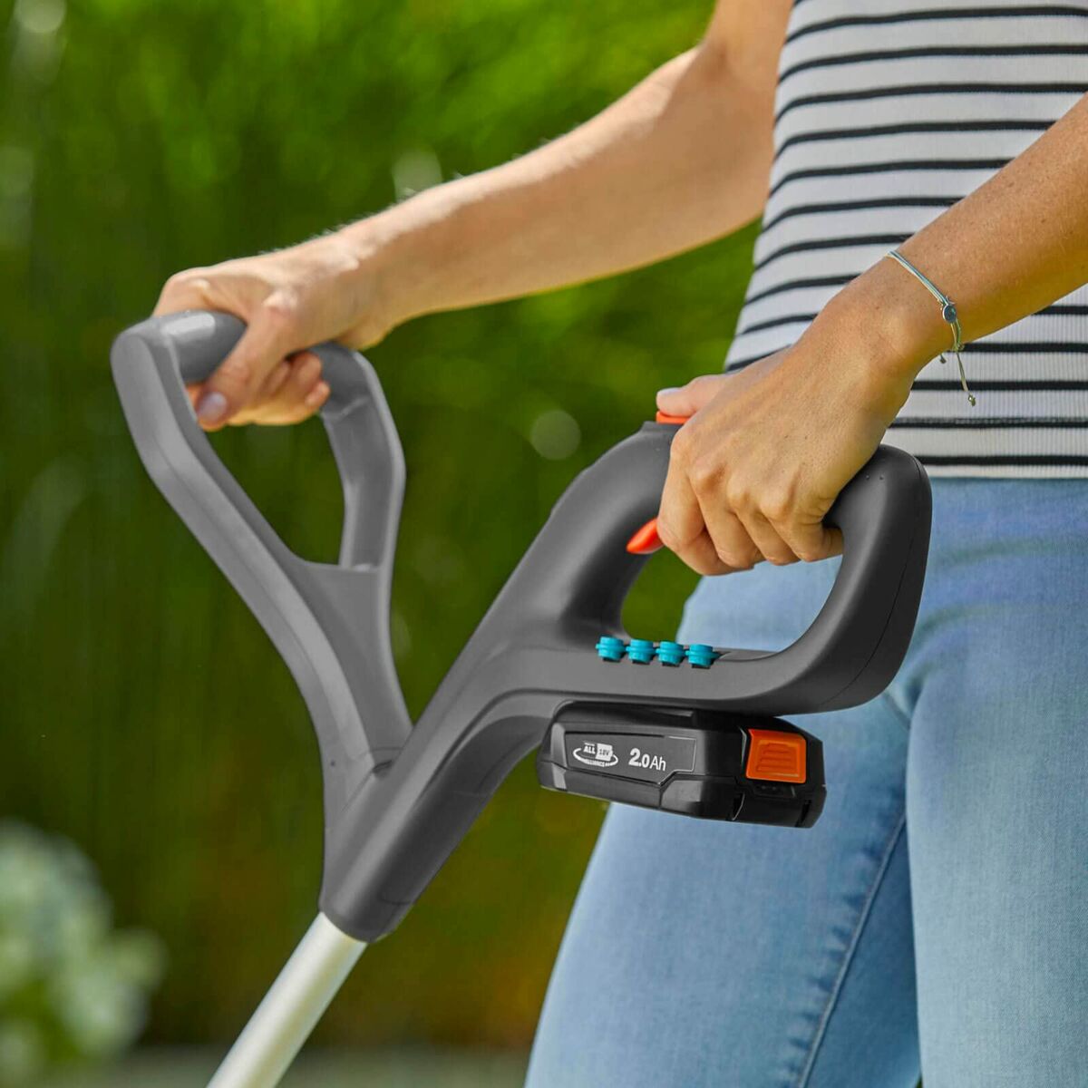 V7HBFFD5598B01FF059259662225BFB5613R3441050P2