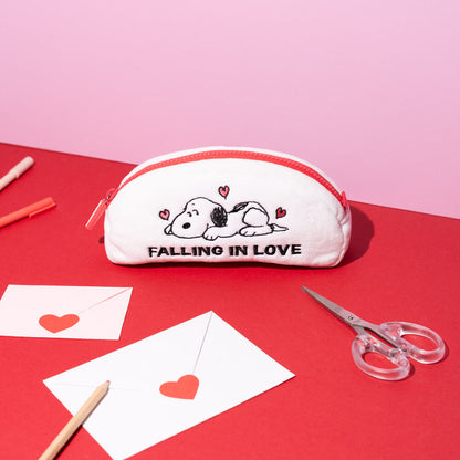 Peanuts Snoopy pencil case