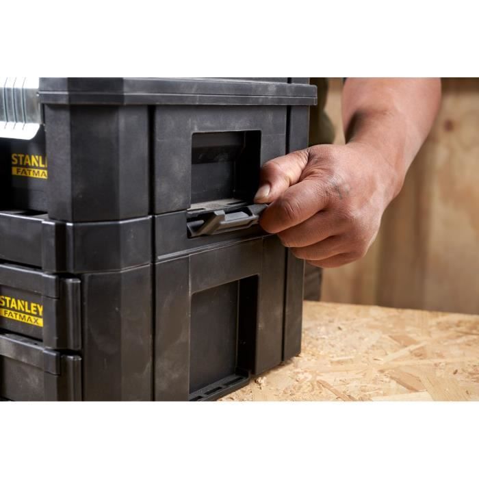 STANLEY Tstak-Fatmax Large Volume Case with Tool Holder 23L - 44 x 33.17 x 32.61 cm - FMST1-71971