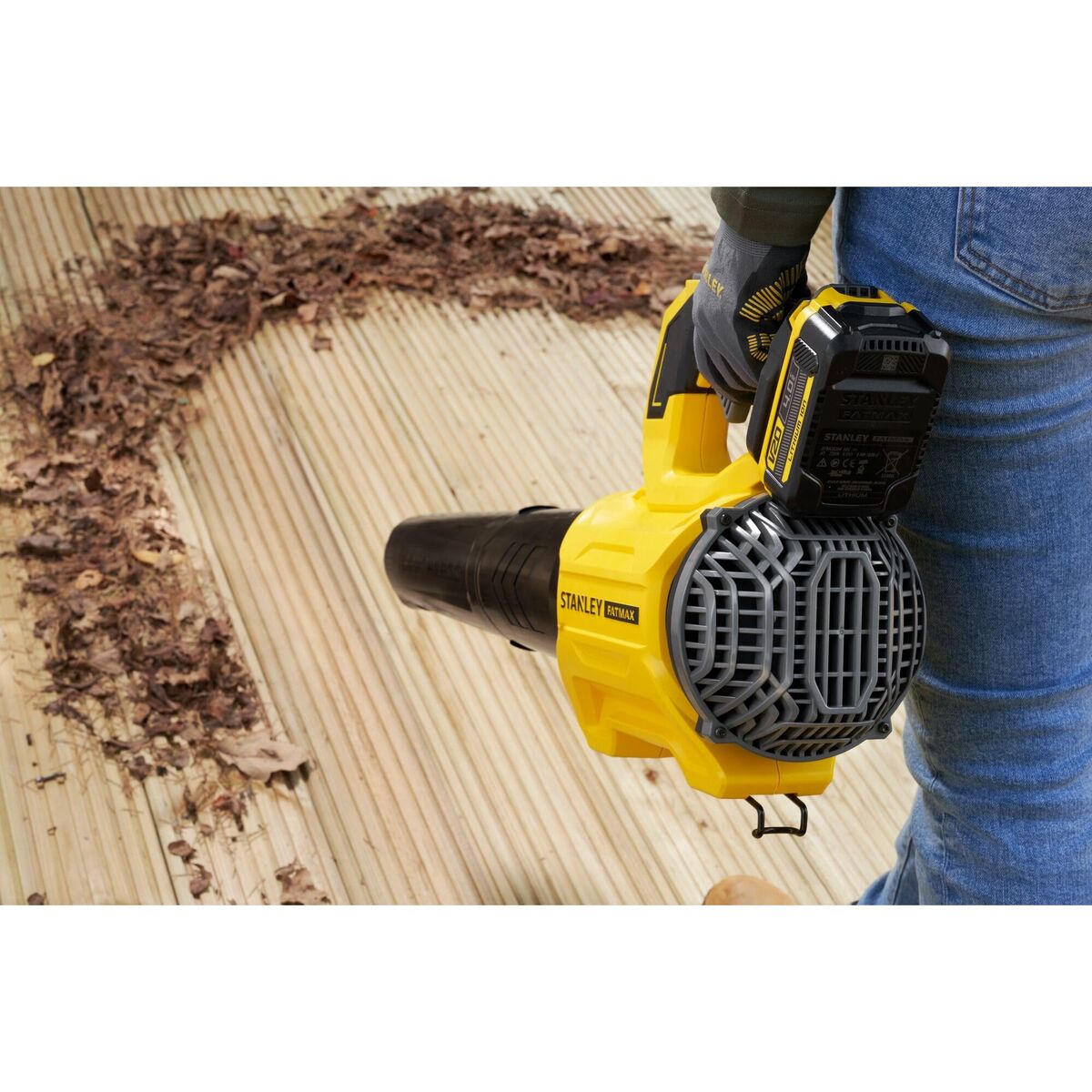 V2H8FC3493ED94B5E65BEF3427558E778DCR7471862P4