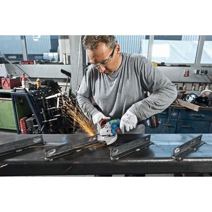 BOSCH Professional GWS 18V-15 SC grinder-2 batteries 5.5AH PROCORE18V + Gal 1880 CV charger + L-Boxx