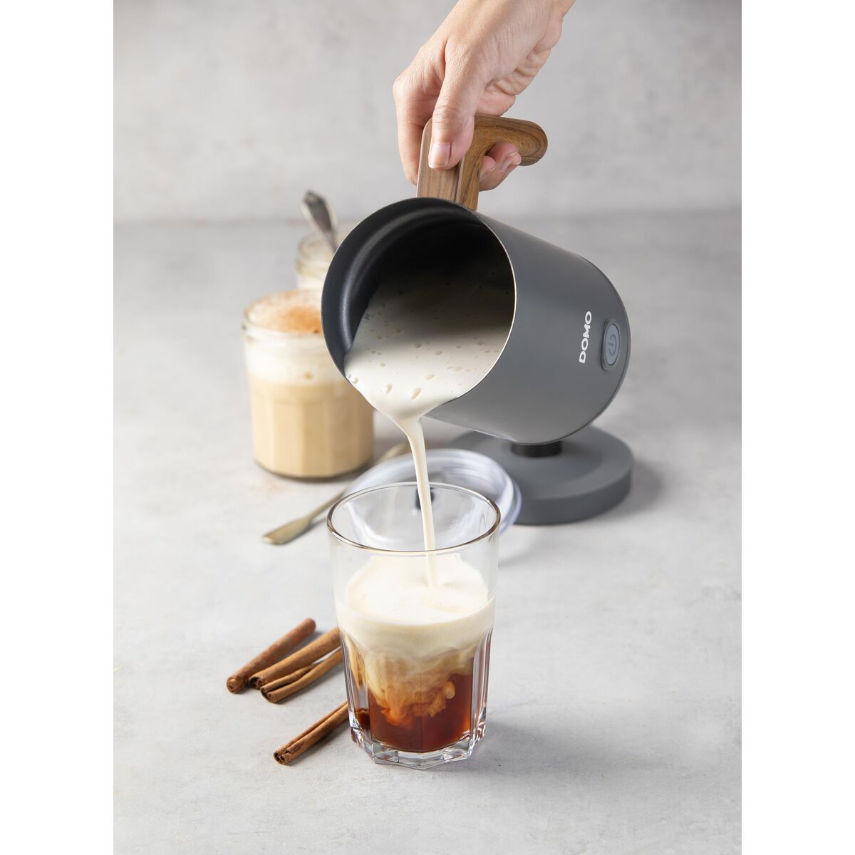 V4H18A56A4A11BBDE2E71741C34E7549550R7378785P4