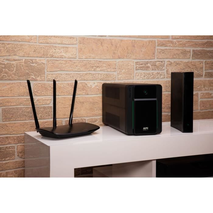 APC - APC Easy UPS BVX Series BVX2200LI-GR - UPS - 2200VA