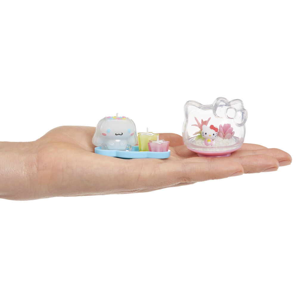 Hello Kitty Miniverse Make It Mini series 2 assorted surprise capsule