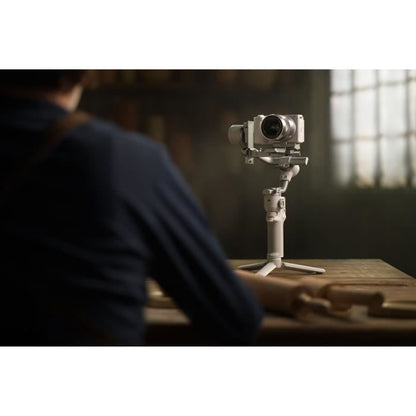 Camera Stabilizer - DJI - RS 4 Mini - Compact and lightweight