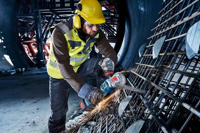 BOSCH Professional GWX 18V-15 SC BOSCH BOSCH BOSSE 2 batteries 8.0AH GAL 18V-60 C + L-BOXX X-LOCK