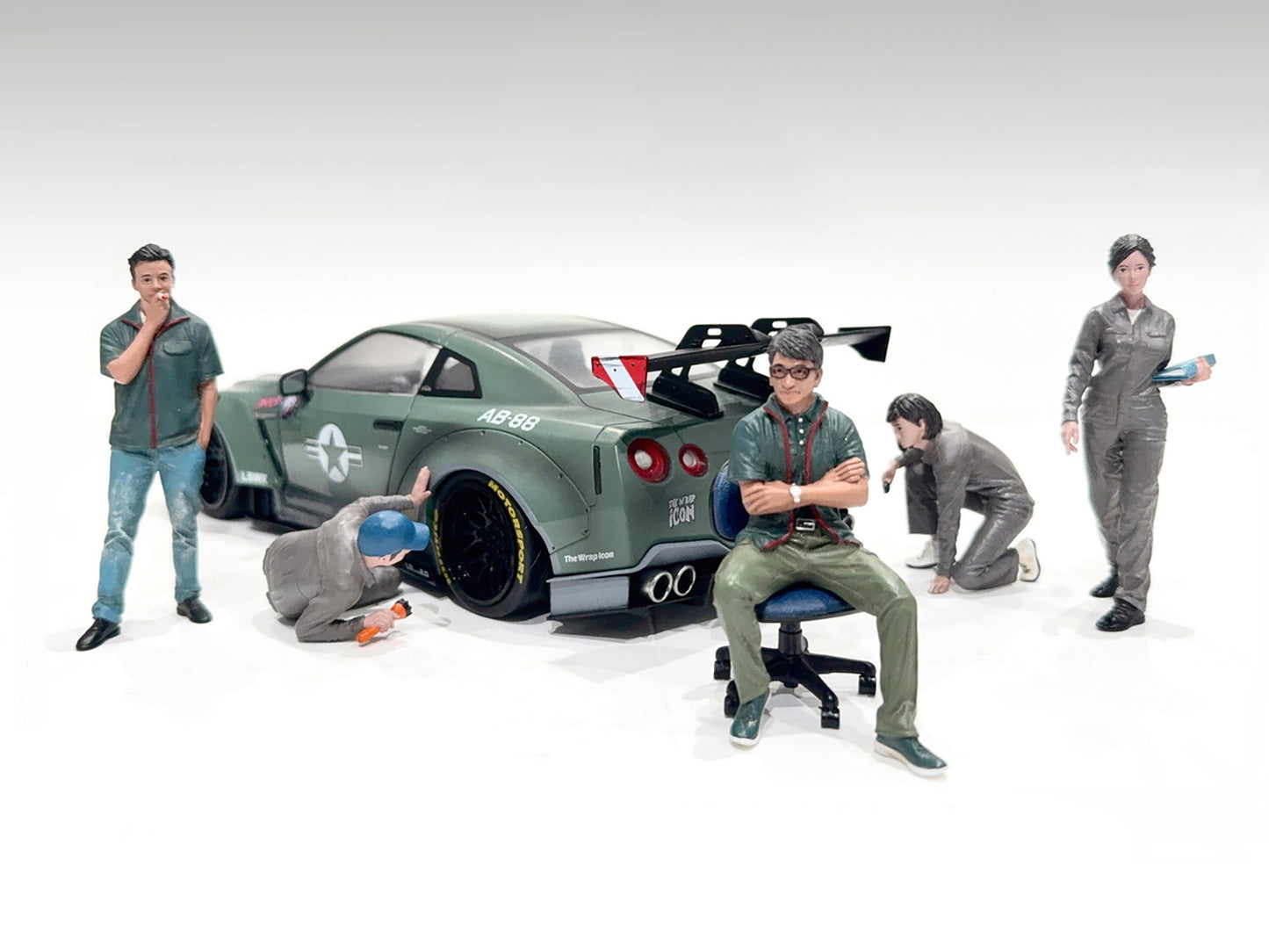 "Top Tuners" 5 piece Figure Set "Premium" Series for 1/18 Scale Models by American Diorama