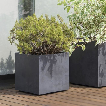 Cube Flower Pot - DEROMA - Millennium R - Anthracite - With water reserve - 39 cm