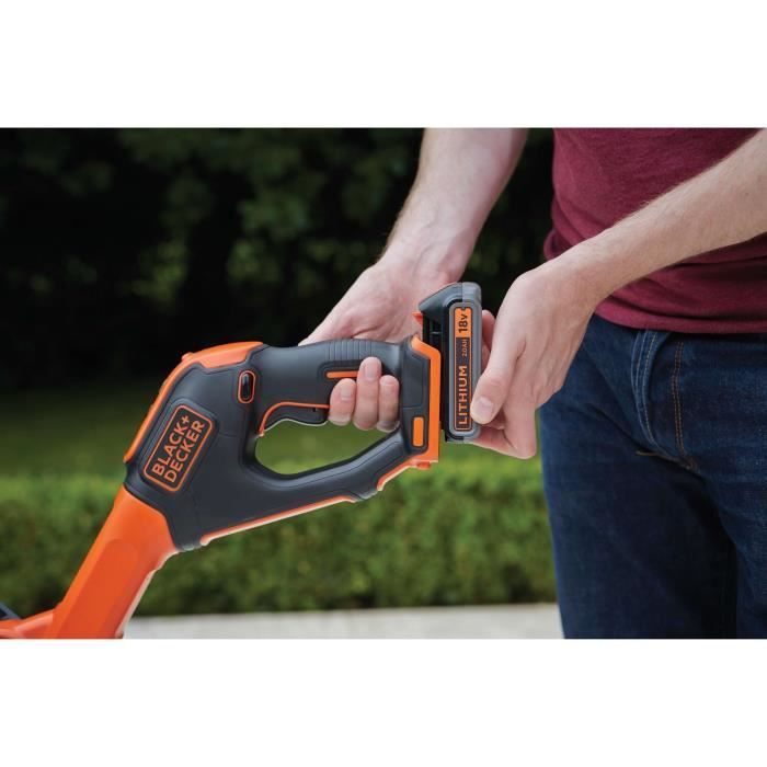 BLACK & DECKER Cordless String Trimmer STC1820PCB-XJ - 18V