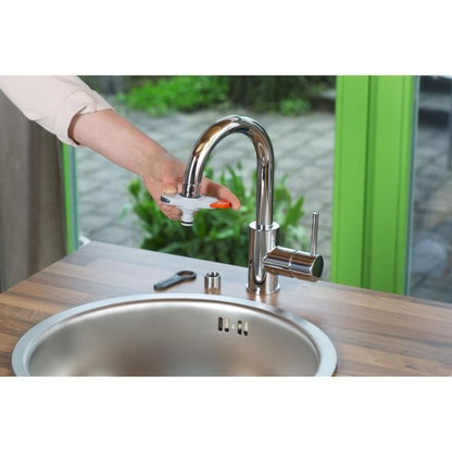 Gardena adapter for interior tap-Adapted connection M22 or female M24-5 year warranty (18210-20)