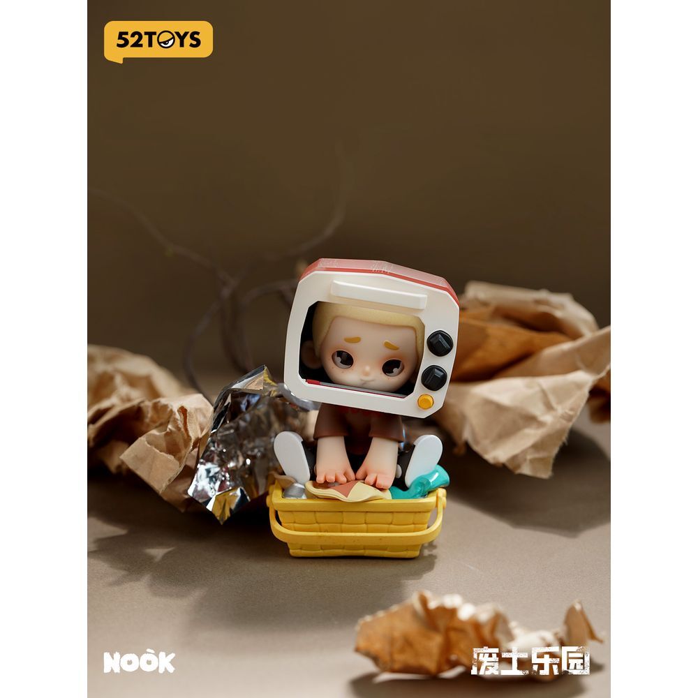 Nook Wasteland Park assorted surprise figure