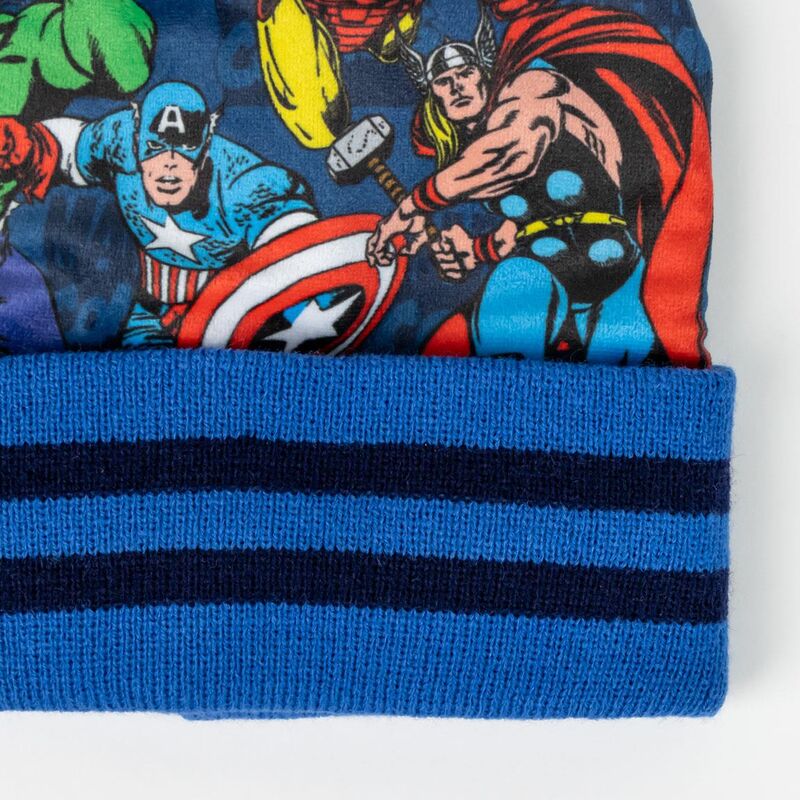 Marvel Avengers winter set snood hat gloves