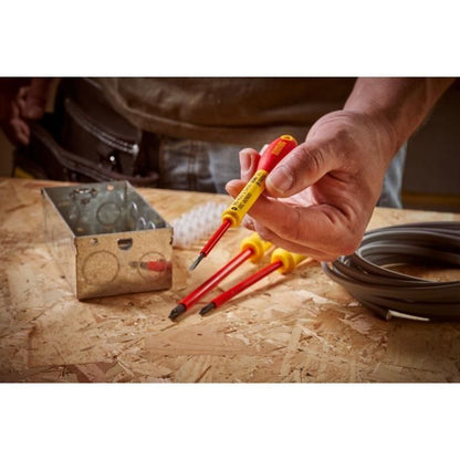 Set of 6 Insulated Screwdrivers 1000V - STANLEY FATMAX - 0-65-443 - Electrician + Pozidriv + Tester