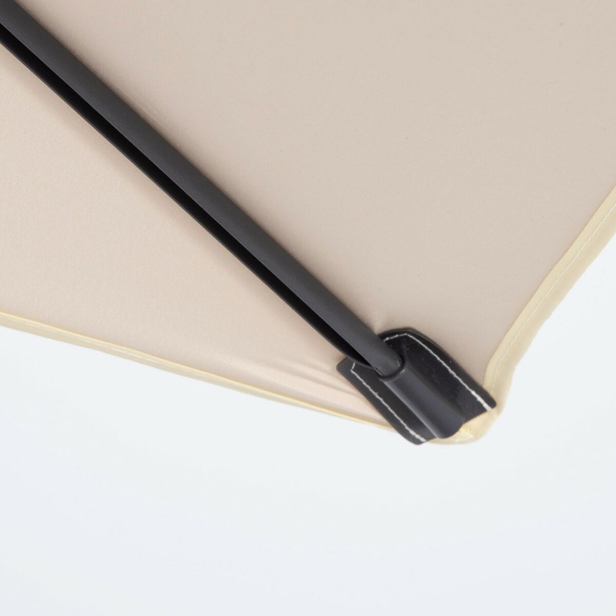 V7HEEC8B7F06D02FB46984019B285485871R5712495P6