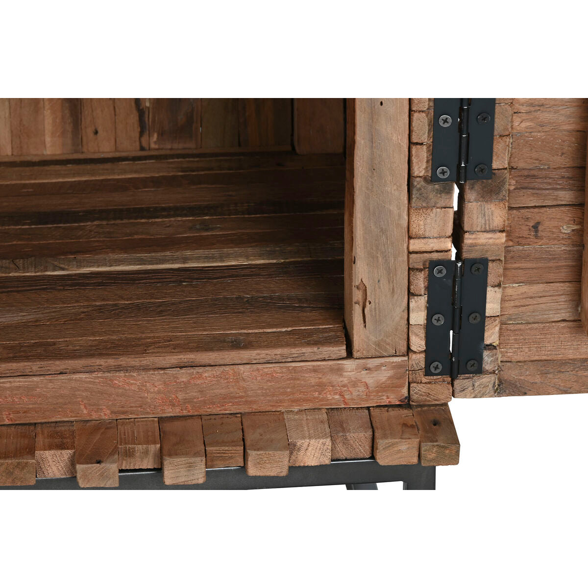 V8H11D61CF844A4E8158587813ED5A9E64BR6385832P4