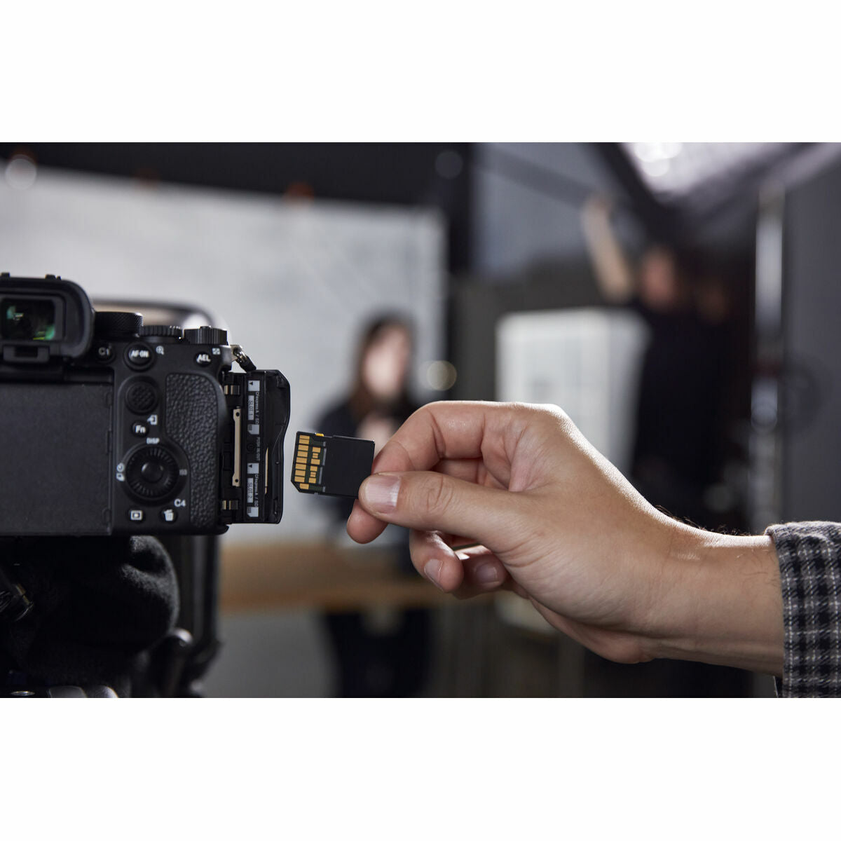 V5HDBBDAFB09B3B2484C4527109575EAE10R4140678P5