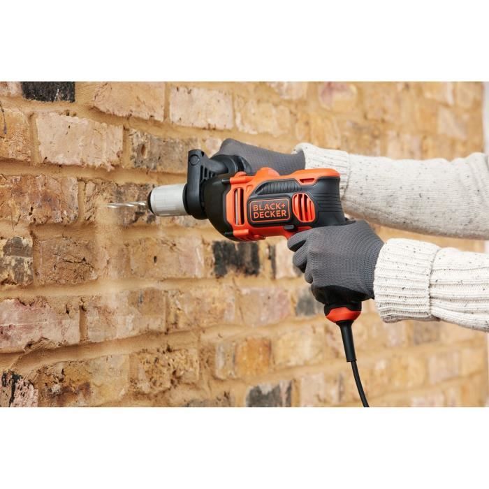 BLACK + DECKER BEH850-QS Corded Hammer Drill - 850W - 54,400 cps / min - Depth Guide - Side Handle