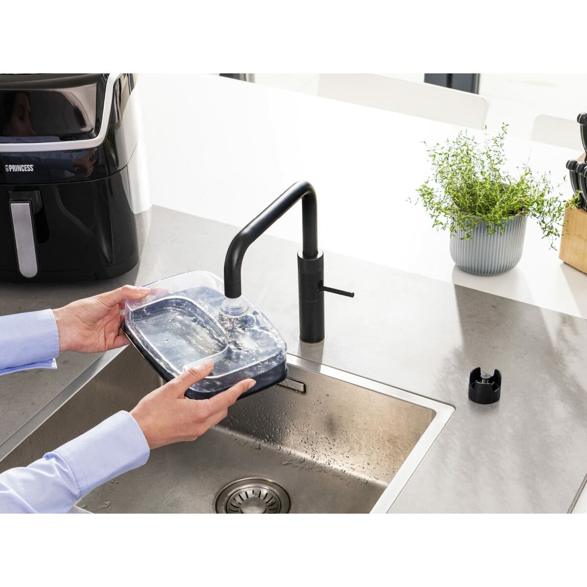 V4HD52B506E17D9CA909DAB1C7FF2A37A59R7027887P9