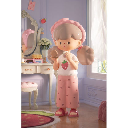 Molinta Minor Holiday assorted surprise figure