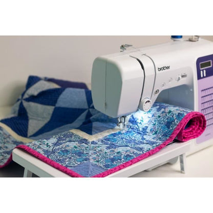 BROTHER FS70WTx Electronic sewing machine - 70 stitches - Needle threader - LCD display - Selection keys - Free arm